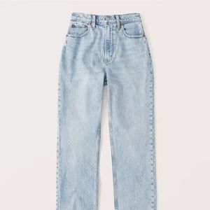 Abercrombie Curve Love Ultra High Rise 90s Straight Jean